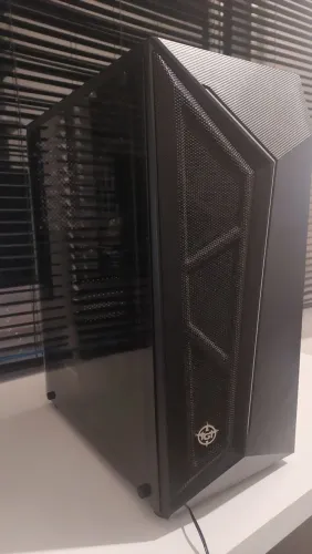 Computador Gamer Ryzen 5 + RX 6600 Usado