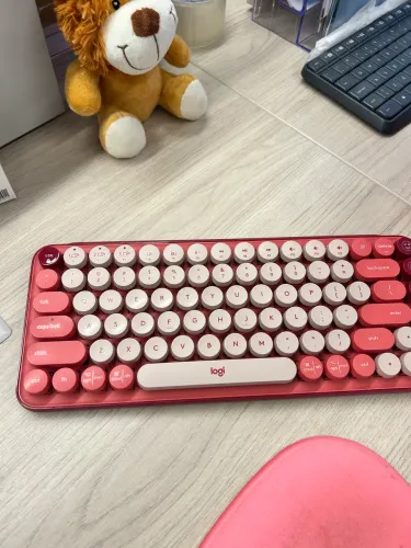 Teclado Logitech Pop Emoji Keys 920-010714 Wireless