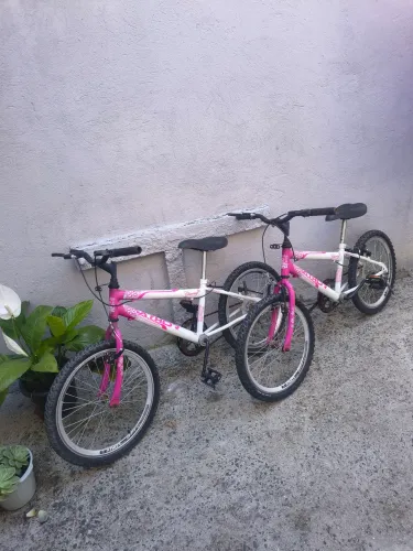 2 bicicleta para crianças