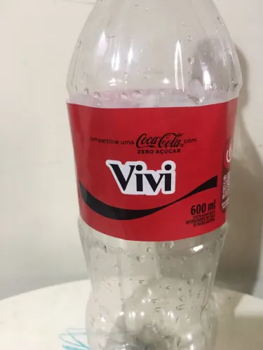 Garrafa Coca Cola nome Vivi