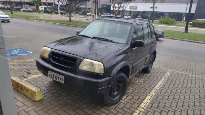 Suzuki Grand Vitara 2.0 16V 4x2/4x4 5P Mec. 2000
