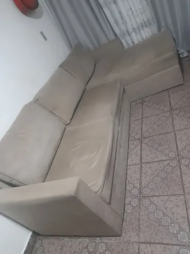 Sofá usado em L com 4 lugares (leia a descrição)