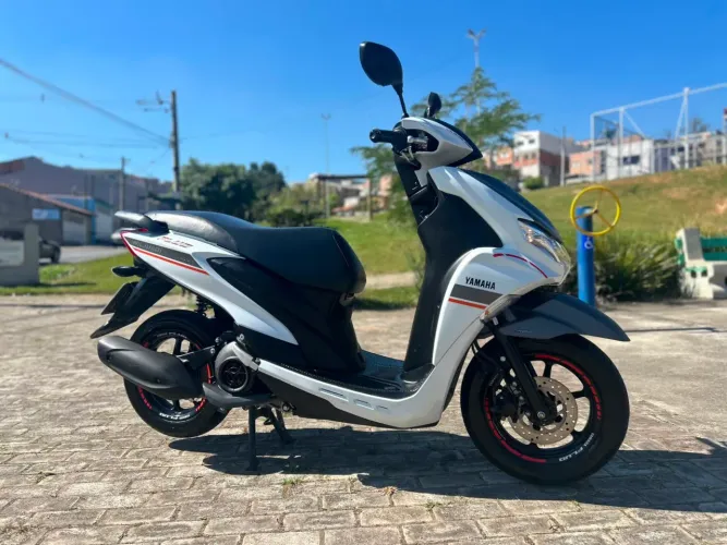 Yamaha Fluo muito conservada | Econômica e pronta para rodar