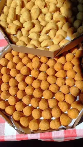 Cento de salgados 50,00