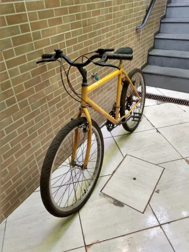 2 Bicicletas Montain bikes