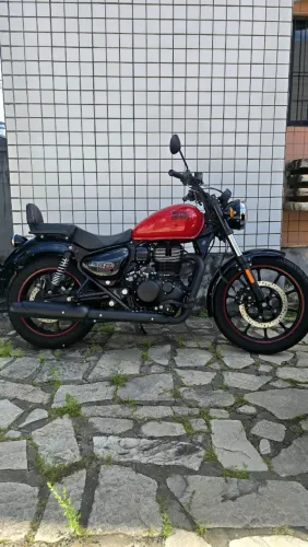 Royal enfield Meteor Fireball Red 24/25