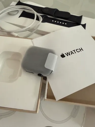 Apple Watch Series 10 de 46mm, novo , sem uso .