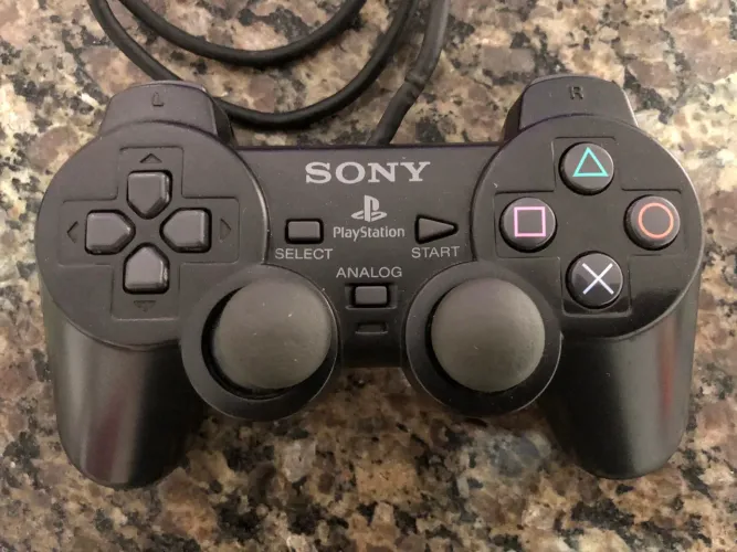 Controle Ps2 Original Serie H com problema no analógico Esquerdo