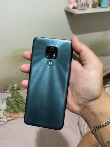 Moto e7