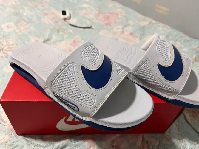 Sandália Nike