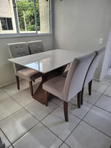 Mesa de Jantar 4 Lugares