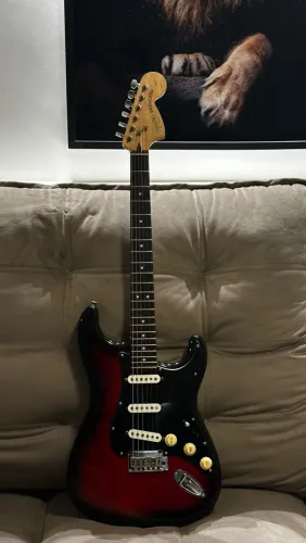 Guitarra Squier Stratocaster 