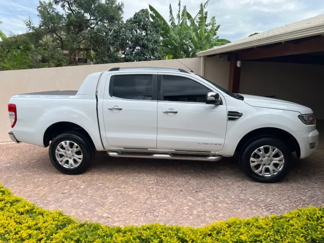 Ford Ranger Limited 2.5 16V 4X2 CD Flex 2017