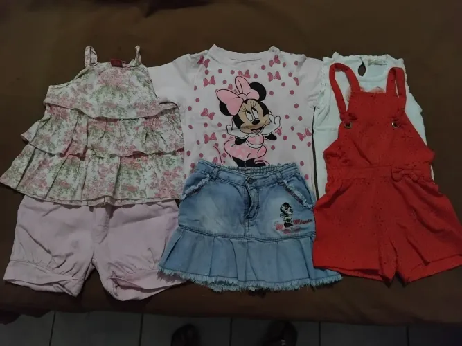 Lote de roupas para bebê menina tamanhos 2 anos 
