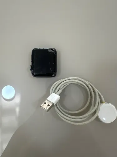 Apple Watch Série 3 42mm tela quebrada 