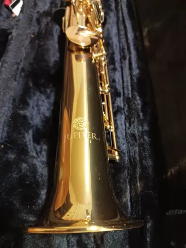 Saxofone soprano Júpiter série 1000 profissional