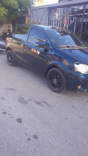 Toyota Etios XLS 1.5 Flex 16V 5P Mec. 2015