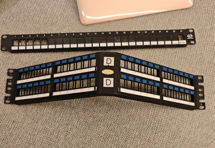 Patchpanel Descarregado Furukawa 24 e 48 Portas