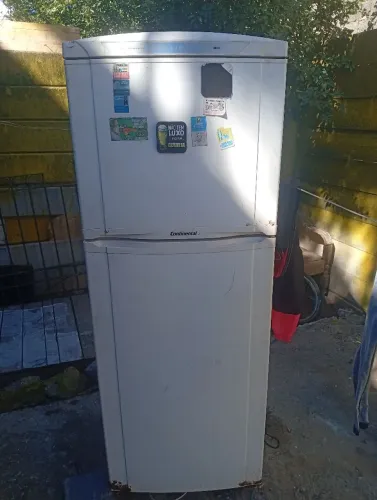 Geladeira para colocar gás 