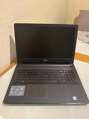 Notebook Dell - Inspiron 15 série 3000 i15-3567-D10P