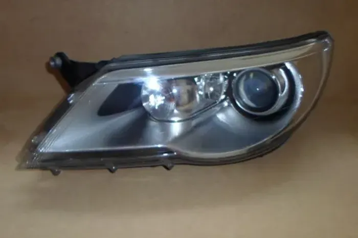 Farol Esquerdo Tiguan 2008 2009 2010 2011 Pra Xenon Esquerdo