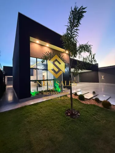 Casa alto padrão- 3 suítes, 4 vagas, 450m² de lote- SETOR SANTOS DUMONT