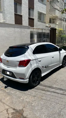 Chevrolet Onix Hatch Effect 1.4 8V Flex Mec. 4P 2019