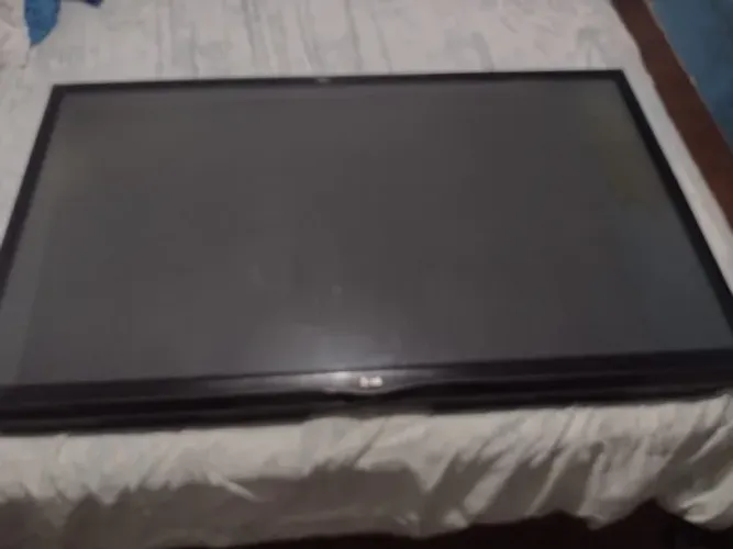 TV LG 50"
