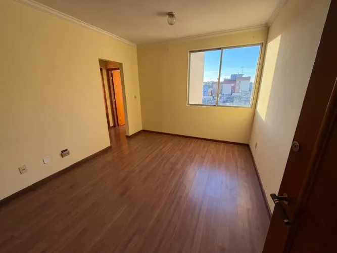Apartamento de 3 quartos, amplo e bem cuidado pronto para morar!