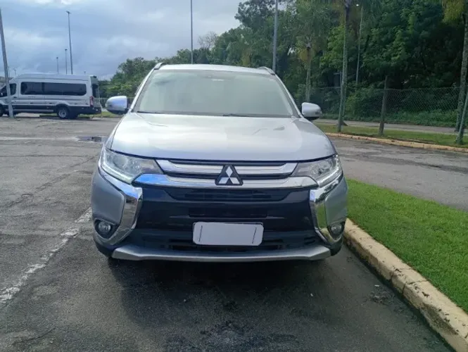 Mitsubishi Outlander 2.0 16V 160cv Aut. 2016