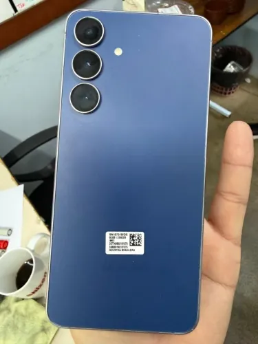 SAMSUNG S25 FE 256GB