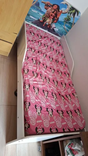Cama infantil com colchão