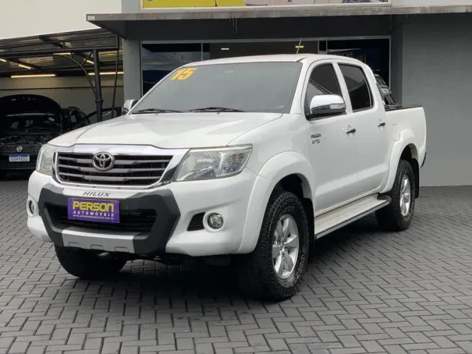 Toyota Hilux CD SRV 4X2 2.7 Flex 16V Aut. 2015