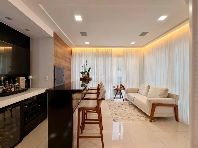 Apartamento mobiliado 3 suítes no centro de Chapecó com 2 vagas