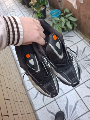 nike shox R4 cinza vermelho