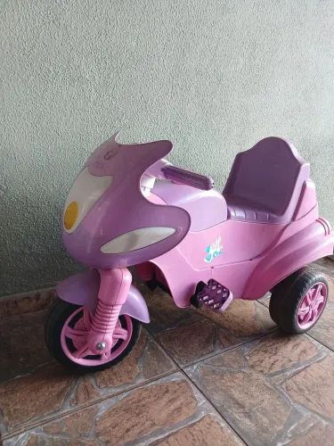 Triciclo Max da Calesita 