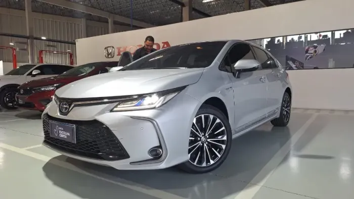 Toyota Corolla Altis Prem. Hybrid 1.8 Flex AUT 2024