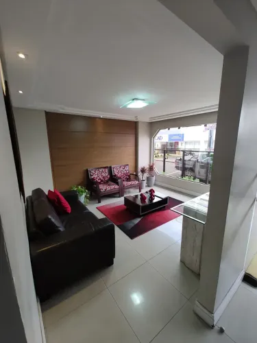 Apartamento para venda tem 80 metros quadrados com 2 quartos em Centro - Itajaí - Santa Ca