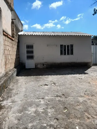 Barracão no Santa Teresinha
