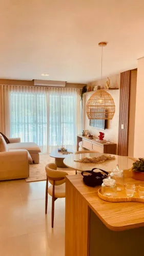 Apartamento à Venda na Riviera de São Lourenço a poucos metros do mar
