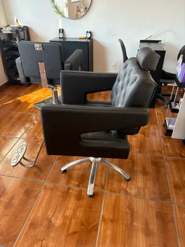 Cadeira cabeleireiro reclinável 