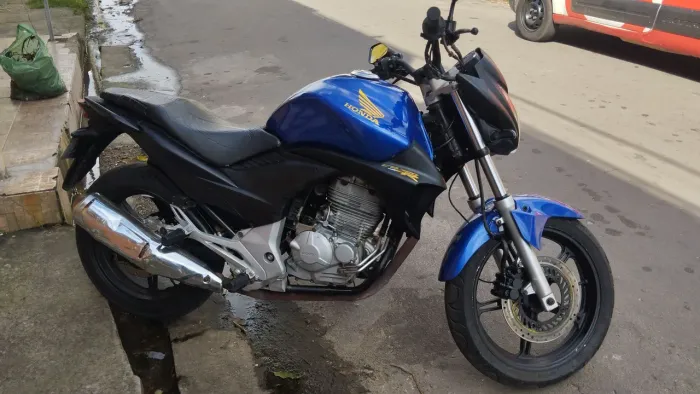 Vendo cb300 ZAP *35