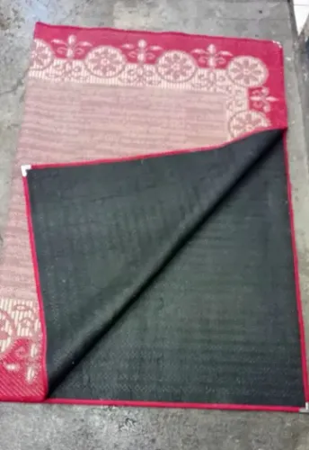 Tapete 2 x 1,5 metros Estampado Sisal , Com cantos em Aço , Cor Avermelhado