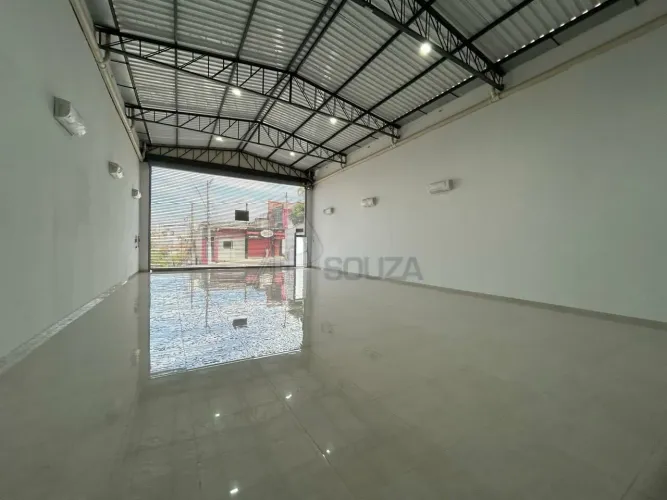 GALPÃO / LOJA /DEPÓSITO PARA ALUGAR NA ÁGUA FRIA, 236 M VÃO LIVRE 3 VAGAS, TRIFÁSICO