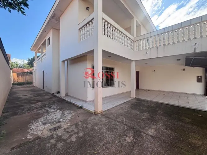 Locação de Casas / Padrão na cidade de Rio Claro