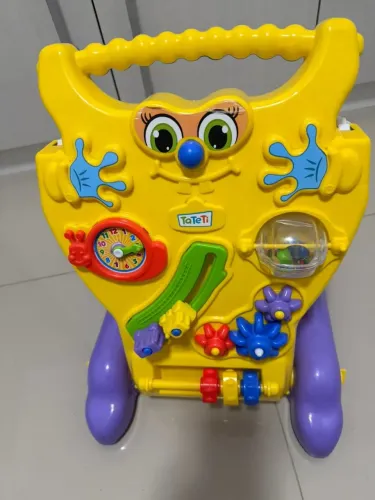 Vendo Andador De Bebê Brinquedo Infantil Tateti