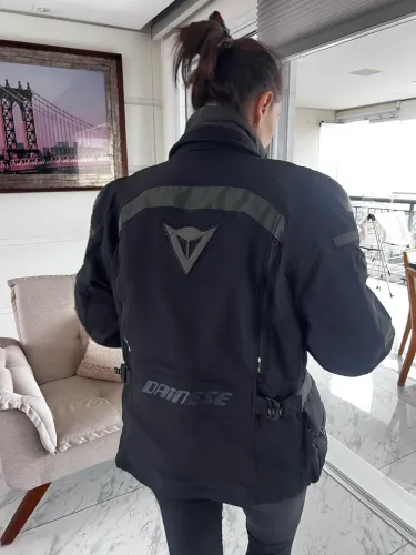 Jaqueta da Dainese com proteções !