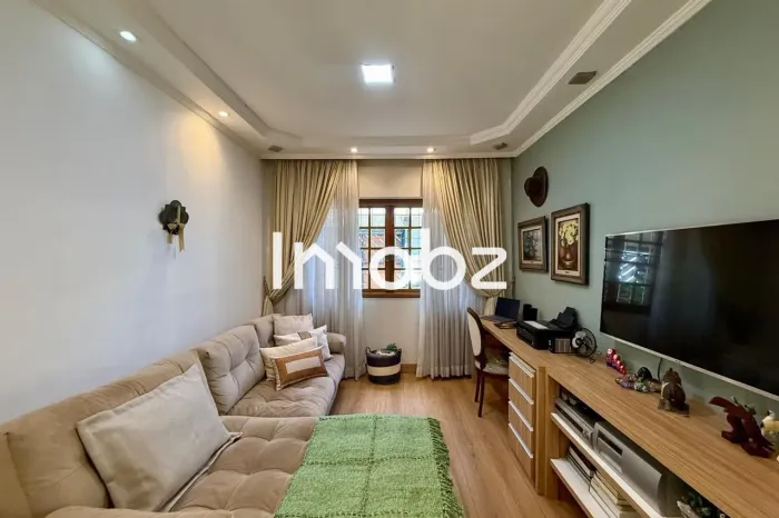 Casa à Venda - Campo Belo, 3 Quartos, 220 m2