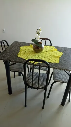 Mesa 4 cadeiras