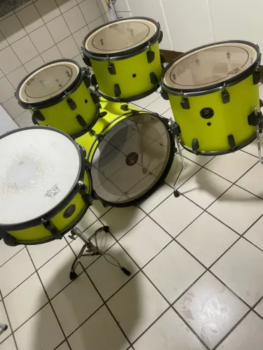 Bateria The tiger só corpo sem ferragens e pratos